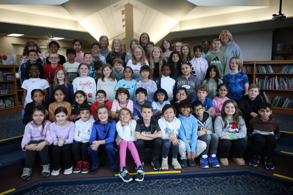 group photo of elementary school class